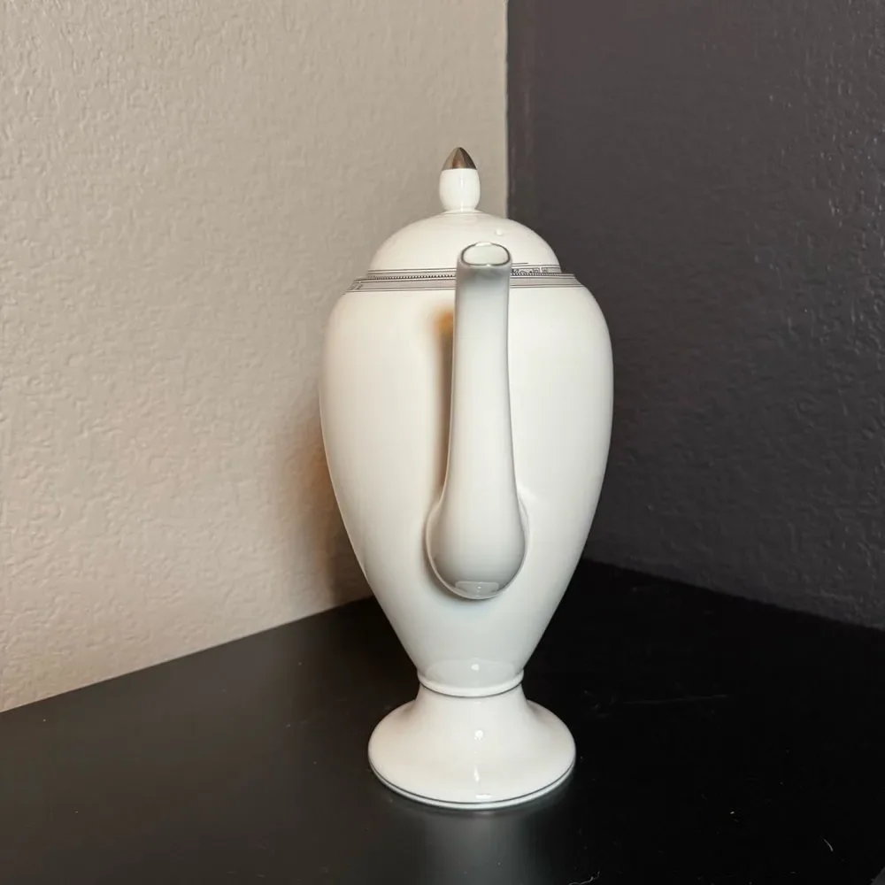 Vintage Wedgwood Coffee Pot Amherst Pattern White with Platinum Trim
